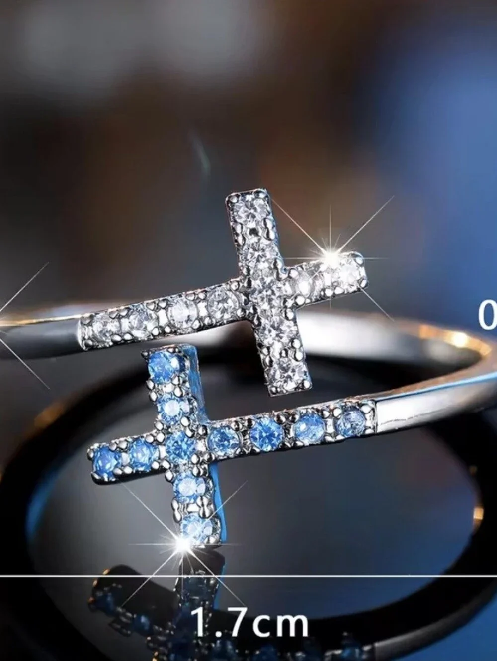 💙🩶NEW💙🩶 BEAUTIFUL!! CZ Double Cross Adjustable Ring